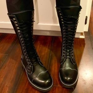 John Fluevog 7th Heaven Zachary Tall Angel Boot Size 8.5